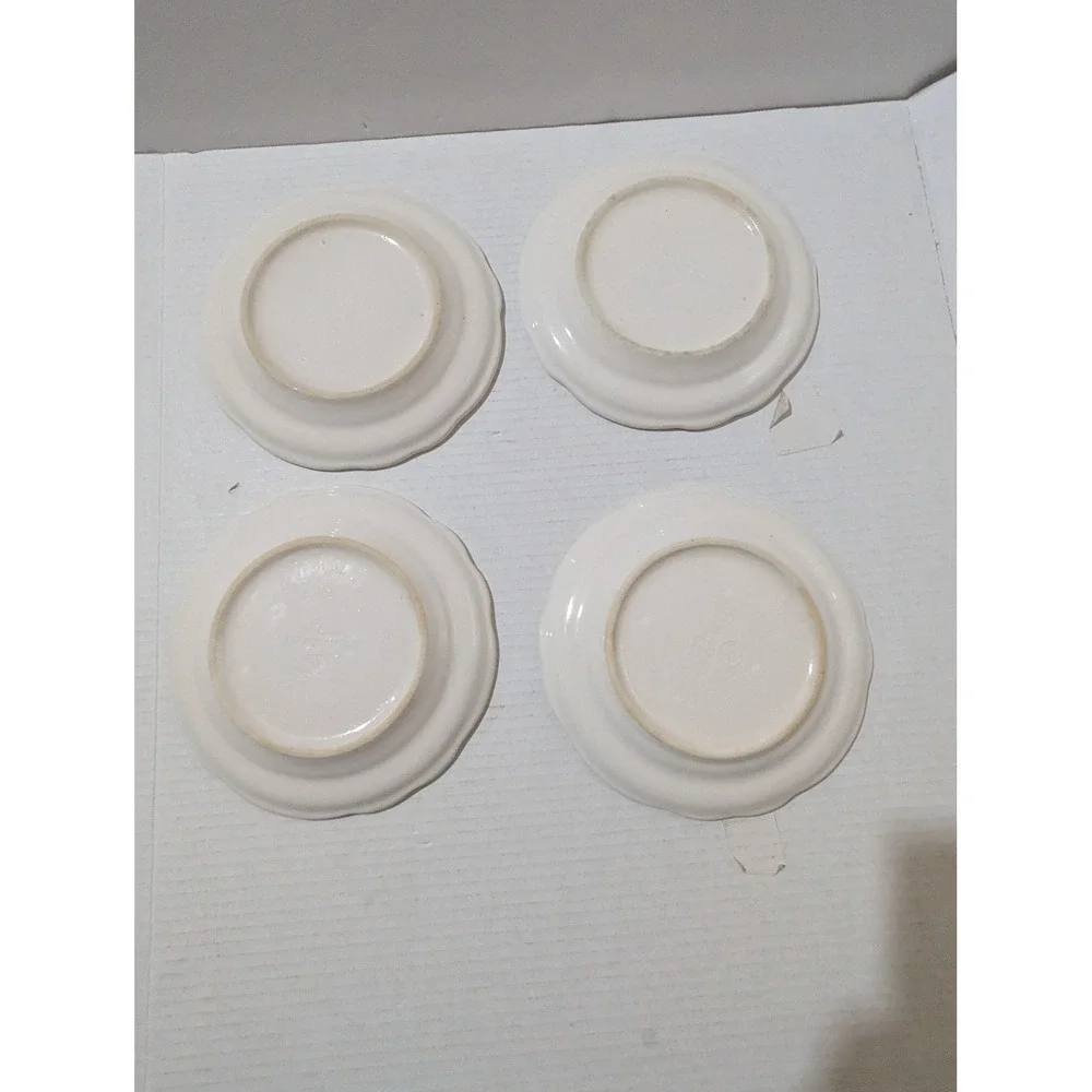 Pfaltzgraaff Gazebo White Stoneware Bread and Butter Plates Set of 4 Scalloped